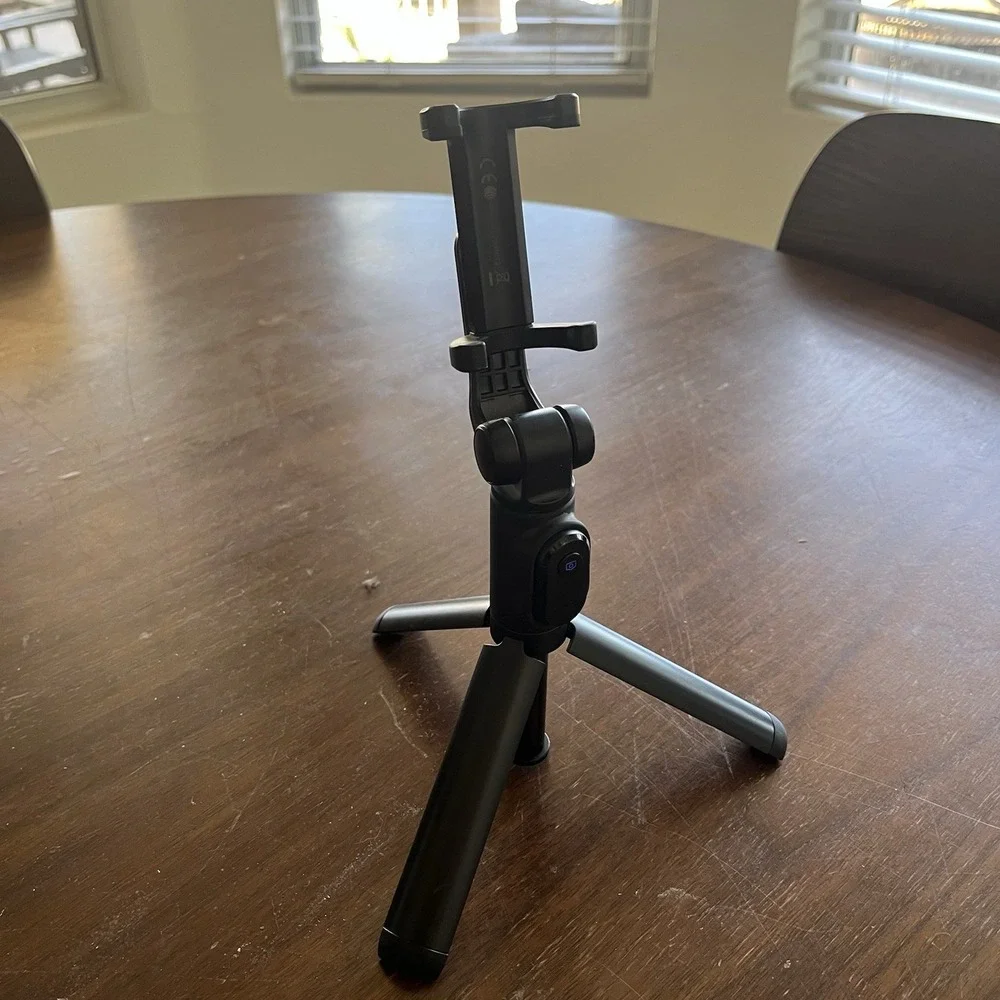 XIAOMI MI BLUETOOTH SELFIE STICK TRIPOD PHONE HOLDER REMOTE SHUTTER